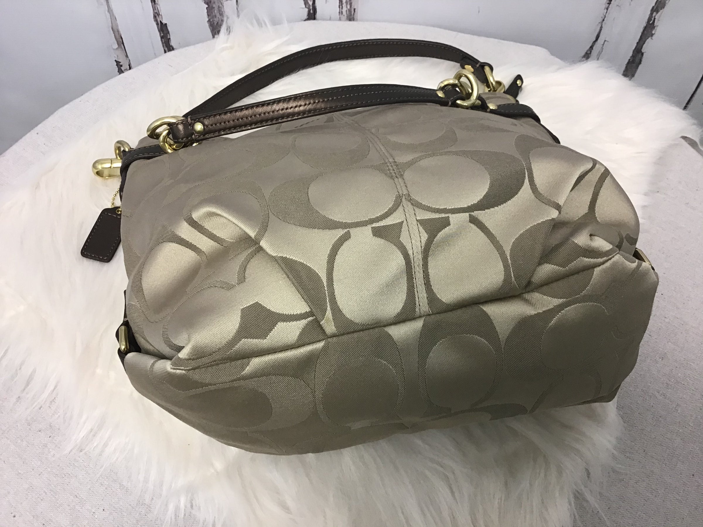 Coach Brooke Sateen Signature Shoulder Bag F17183 | Indulge